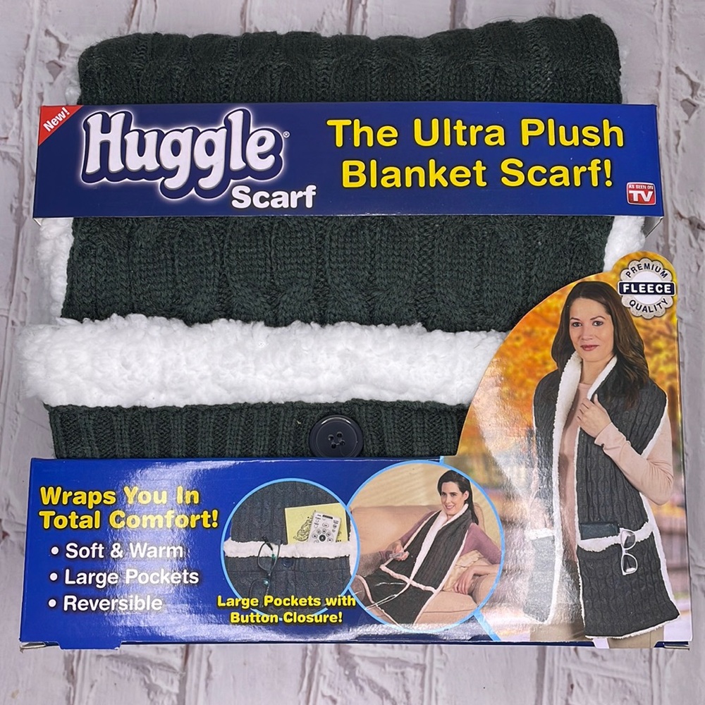 As Seen on TV Huggle Sherpa Scarf Blanket
